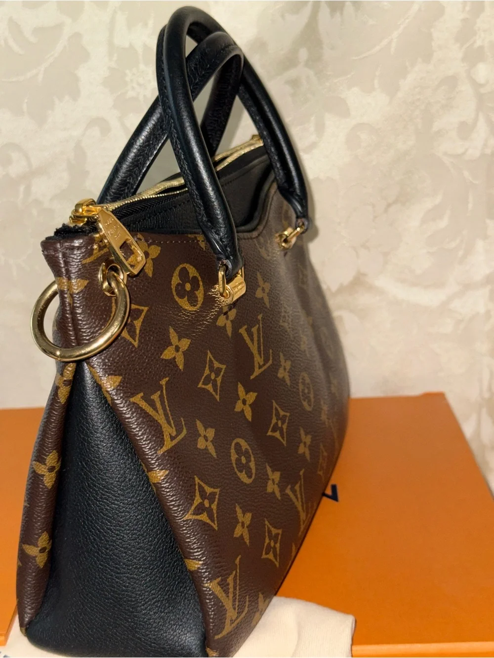 Louis Vuitton Pallas BB Noir - Full set with box, cleaning cloth, dust bag